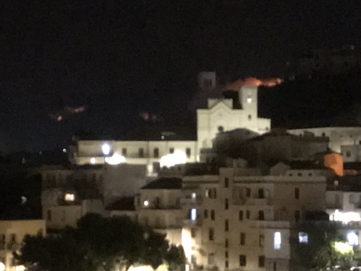 joejackson's tweet image. Fire above #pizzo #Calabria