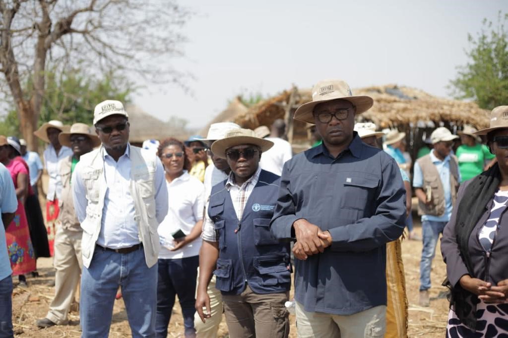 PatriceTalla's tweet photo. Appreciated the collaborative effort! Visited Lufuse Primary School in Insiza district with @UNICEFZIMBABWE, &amp; @MLFAWRD to witness the impact of the @euinzim funded #ERVHIZ project. It's empowering communities with clean, renewable for WASH, nutrition, &amp; agriculture initiatives. https://t.co/lFVi6Z2vVf