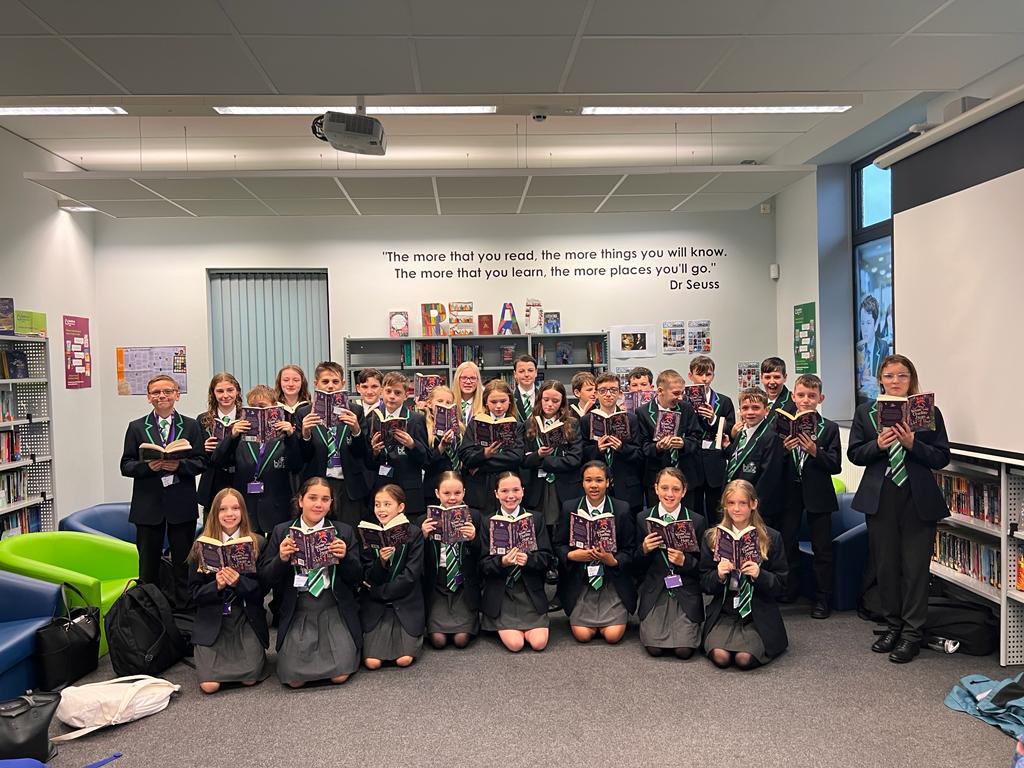 Thank you to all our wonderful Year 7 Risers and Readers for a fantastic first week! Their teachers have chosen some brilliant books to get them started- well worth the early mornings! #BelongAtBBG💙💚💙