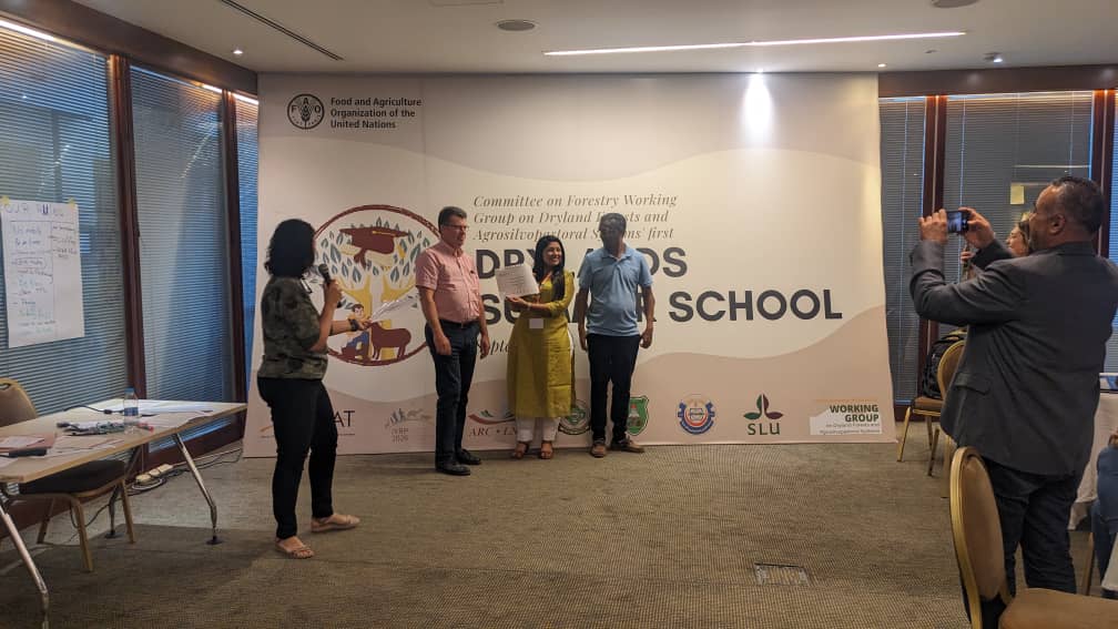 Finished the Summer School on DryLands and agrosilvopastoral  at jorden 
A week of immersion in an agenda aimed at analyzing how dry territories are being managed where pastoralism 🐐 🐑 . It was the opportunity for a huge exchange of knowledge, experiences and cultures.