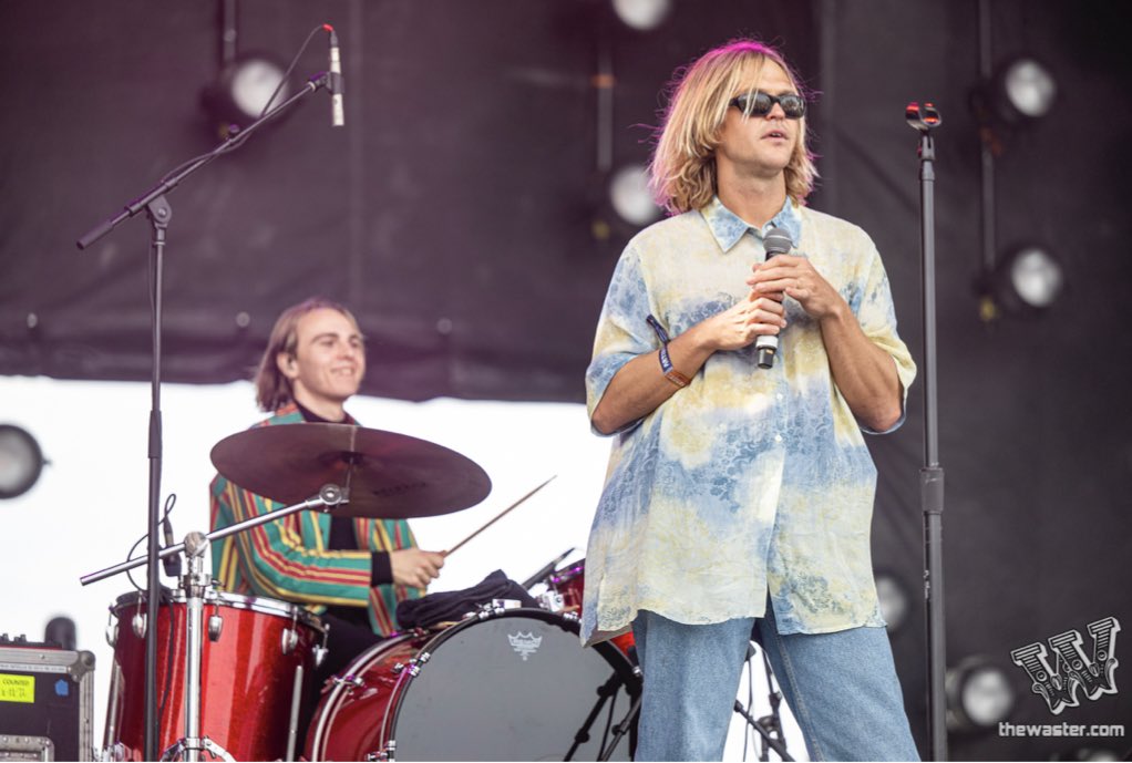 WasterInc's tweet image. Another amazing weekend at @seahearnow !! Check out our review and photos from Day 1, with Babe Rainbow, @TASHSULTANAA @GretaVanFleet @NRateliff and more 🎸🎶😎