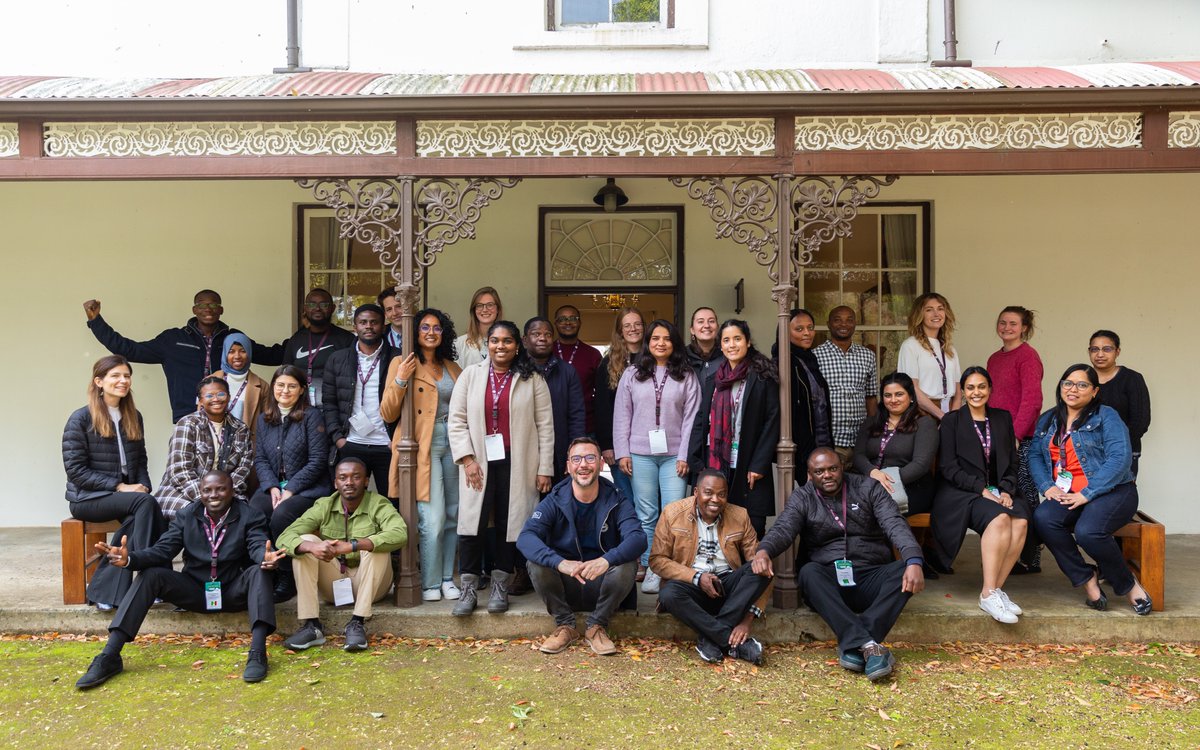 VEME is running for 27 years, it has 4 modules of hands on computer programming! The Phylogenetic Inference, module 1, introduce concepts of viral evolution &amp; computational analysis, #VEME2023 module is lead by Dr. Eduan Wilkinson (SA) and Dr. Marta Giovanetti (Brazil/IT)