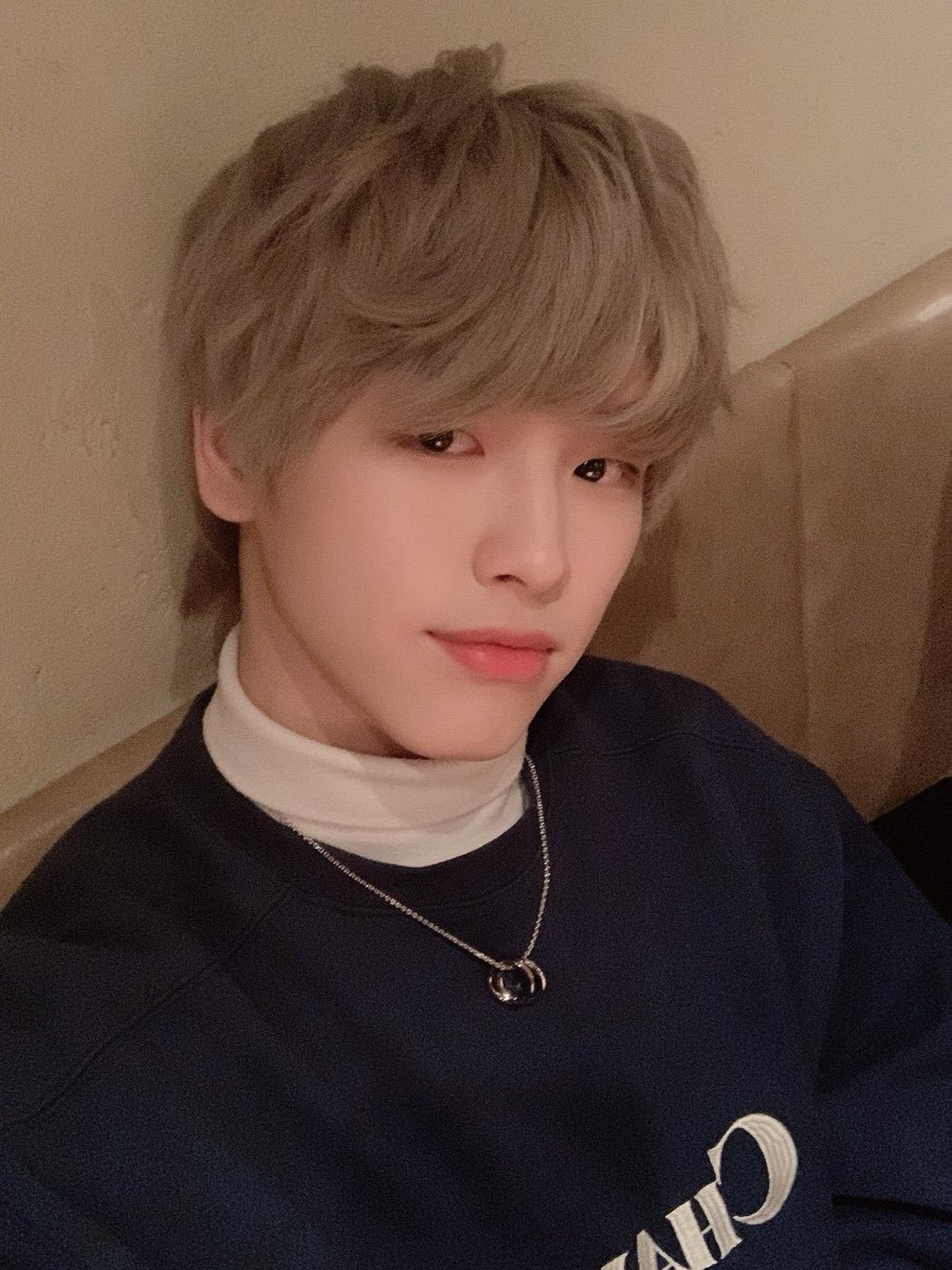 lee__onlee's tweet photo. 이날 승환이 소화할 수 없다...제발...금발 컴백...( ´༎ຶㅂ༎ຶ`) https://t.co/PTImUFqJZp