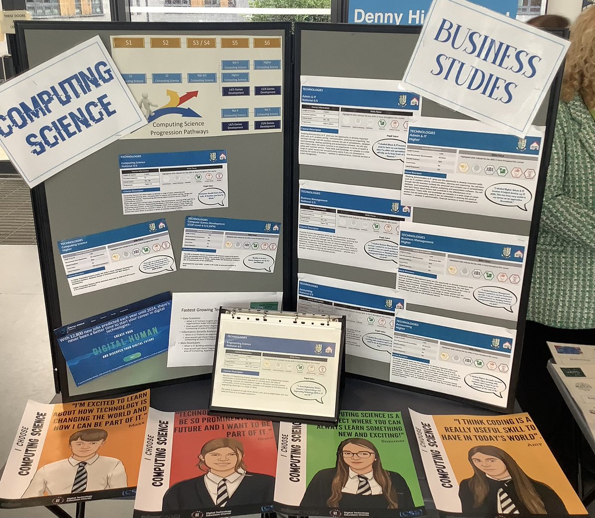 DennyComputing's tweet photo. Come and visit us at the @DennyHighSchool careers evening tonight #PupilPathways Also great to catchup with former pupils #technologies #prideinDennyHigh https://t.co/GMcr2yUiNh
