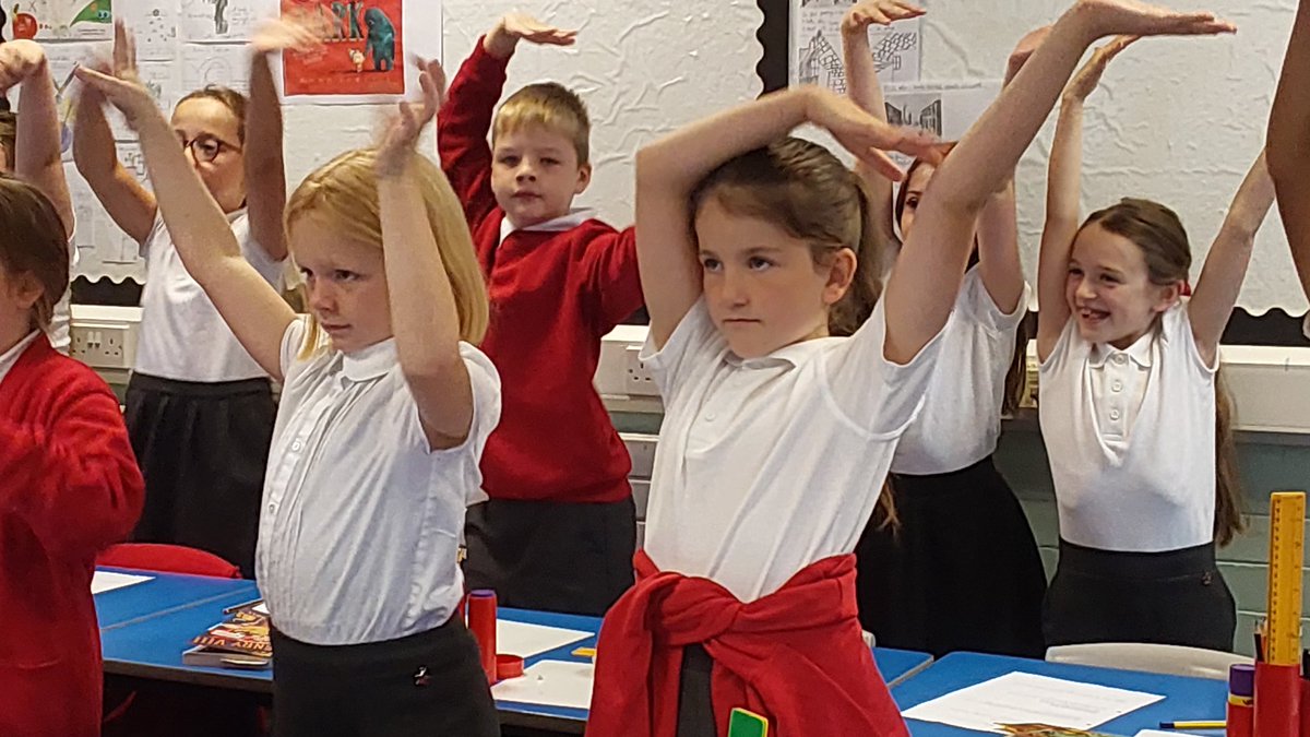DukeStPrimary's tweet photo. Beech class had some fun 'Dancing with Darcey' this morning to celebrate National Fitness Day #DDMIX #activeminutes https://t.co/Ysho4JWSl4