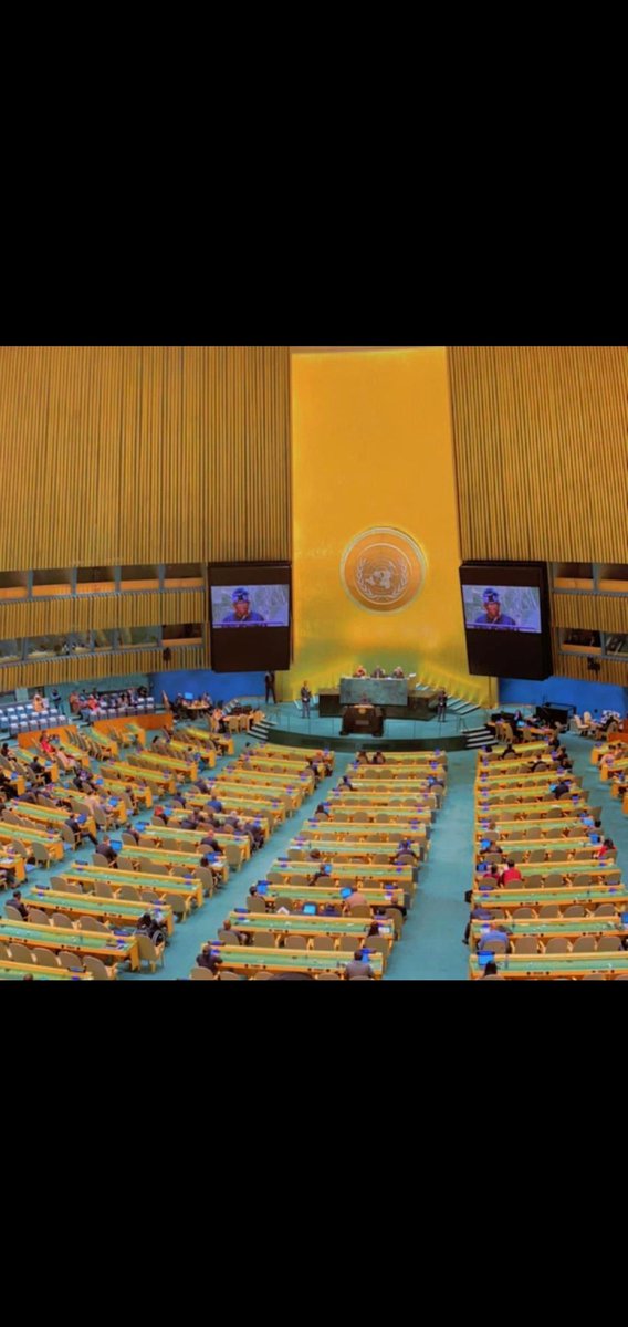 @Sprinter99800 Bola Tinubu spoke at the UN to an empty hall. #UNGA78 #LeadersDebate