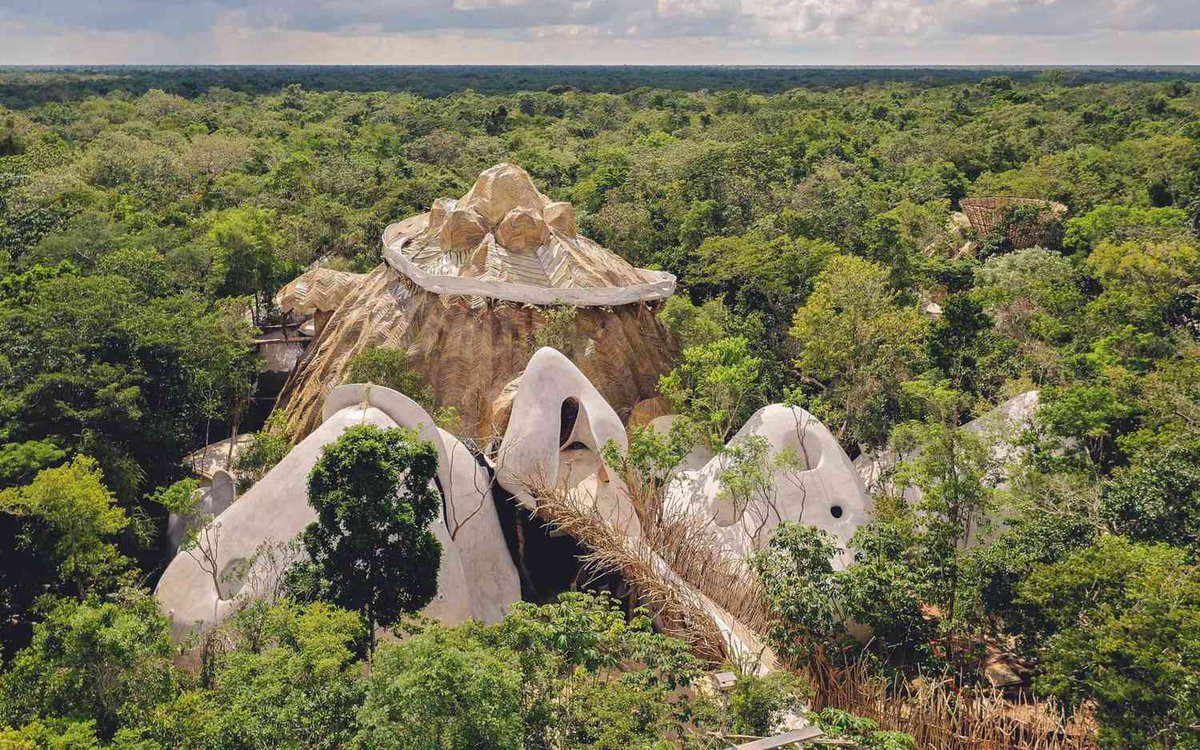 SFER IK Museion in the heart of the #Tulum jungle in Mexico, is inviting artists to explore the fusion of art and #ArtificialIntelligence in the natural world. Find out more here: tinyurl.com/2f95rwcm #artistresidency #artistgrant