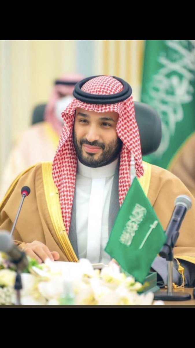 b_mulh8's tweet photo. يا زعيم المملكة والشرق الأوسط كله
يا ولد سلمان شعبك ينتظر تصريحك 

 #لقاء_محمد_بن_سلمان https://t.co/21k1O0mWBm