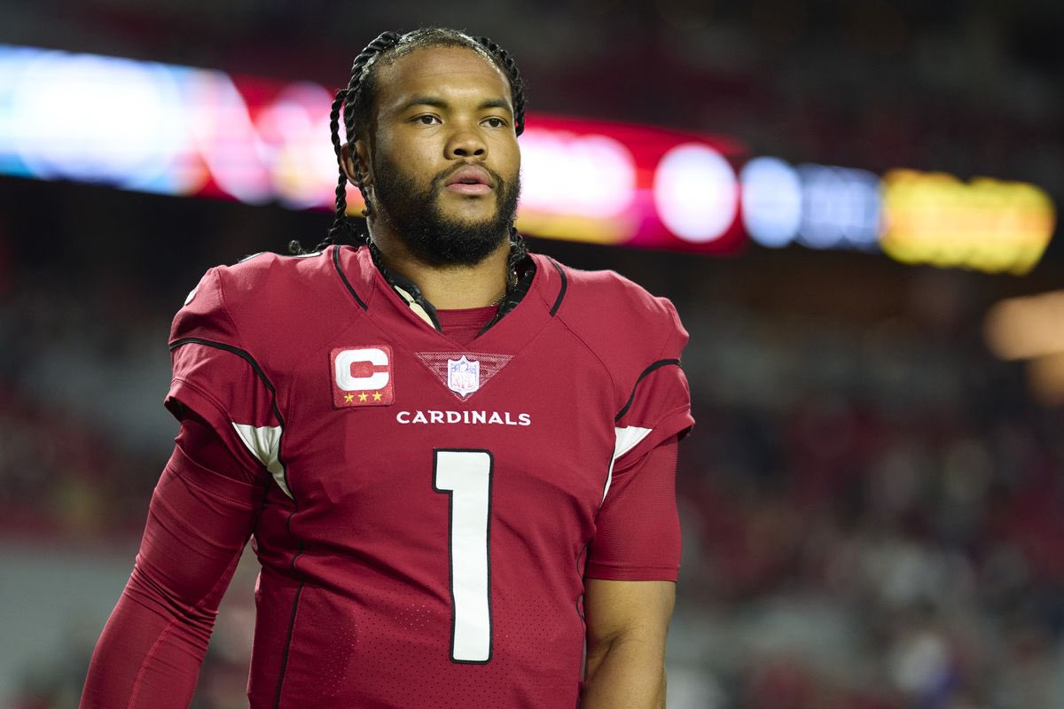 jasrifootball's tweet photo. 𝗧𝗥𝗨𝗘 𝗢𝗥 𝗙𝗔𝗟𝗦𝗘: Kyler Murray is a franchise quarterback and gets way too much hate. 

When he’s healthy, he’s a very dynamic football player. You can make the arguement that the #Cardinals would be 2-0 if he played.

Pro bowler, rookie of the year, 107 TDs to only 41 INTs. Nobody is saying he’s Mahomes, but a lot of teams would be pretty lucky to have him at QB.