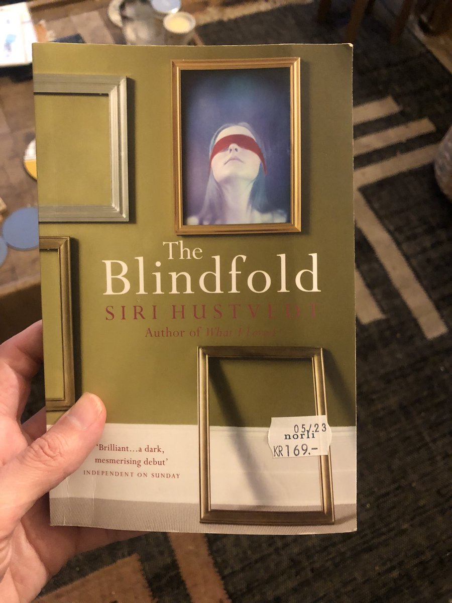 louduffs's tweet photo. Knew nothing about this author apart from the fact she’s married to Paul Auster, who I love. I really enjoyed the shifting timeline and the main character read like a fully fleshed out person, quite rare in books that have a young woman as the protagonist https://t.co/AQTtEXs48o