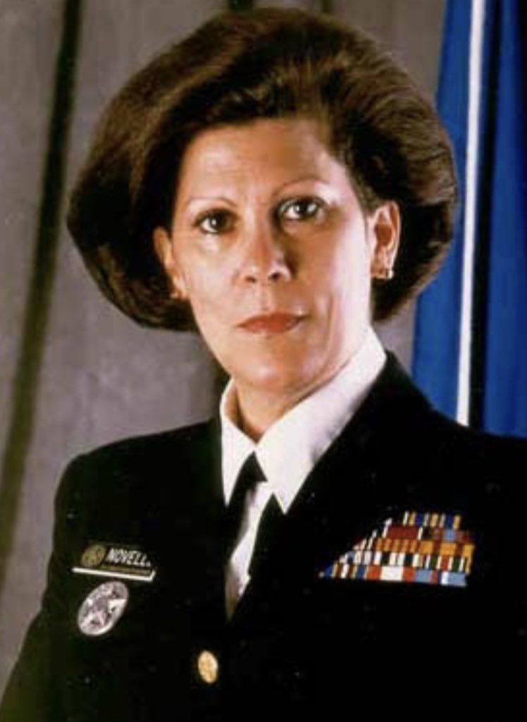 Did you know that Dr. Antonia Novello was the first woman and Hispanic to serve as Surgeon General of the United States? 

#SmithsonianHHM #HispanicHeritageMonth