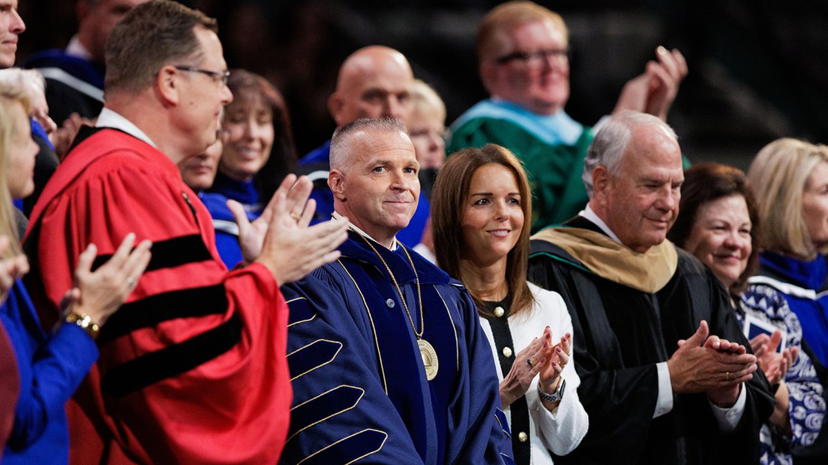 Ch_JesusChrist's tweet photo. President Christopher Shane Reese was installed as the 14th president of Brigham Young University Tuesday, September 19, with a charge from the board to help the university become “what prophets past and present have foreseen it would become.”
https://t.co/XgNo4NoYcD https://t.co/DrL6oCdwSg