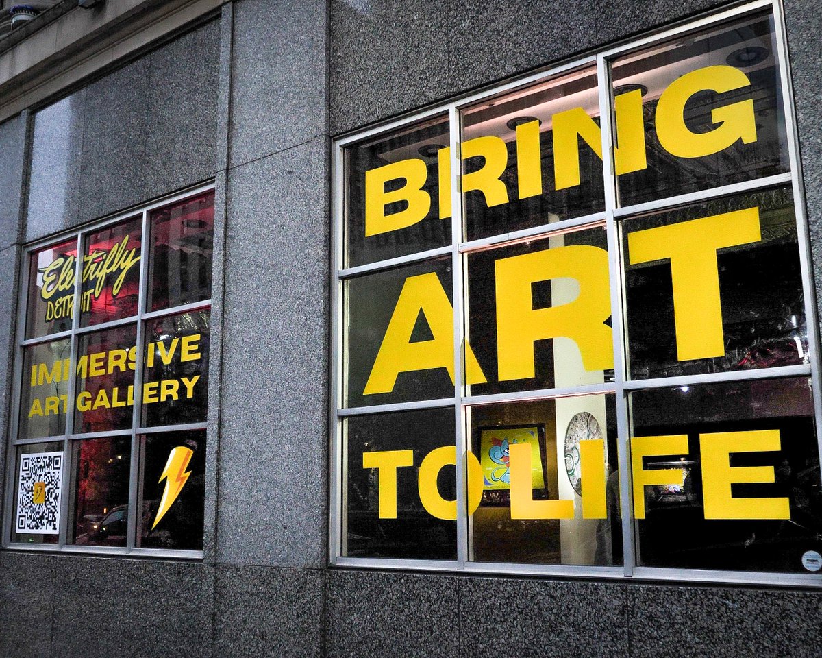 BedrockDetroit's tweet image. In conjunction with #MonthofDesign, @electriflyco and @MadeWithBrandXR are bringing art to life through an augmented reality experience in downtown #Detroit featuring art pieces from 20+ artists. ⚡️

The exhibition intertwines the digital realm with the real world through each of…