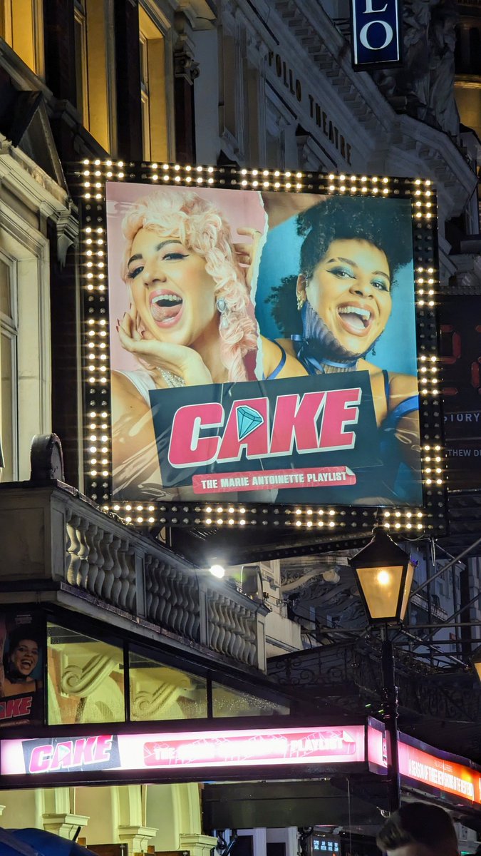 ⭐ STAGEY SHOW DAY - CAKE - LYRIC THEATRE ⭐

I'M SOOO EXCITED TO FINALLY SEE THIS ONE 😍

I was lucky enough to be invited to see rehearsals of the first run... And it's sooo intriguing 🤔

Annoyed I missed the mini tour but I'm seeing it now, new &amp; improved ✨

Here we gooo....
