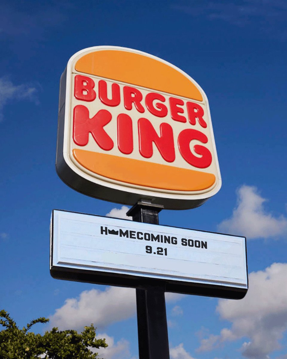 BurgerKing's tweet photo. we’ve ruled HoCo together for decades, but on 9.21, let’s make it official 👑👑 https://t.co/IE0pBeagar