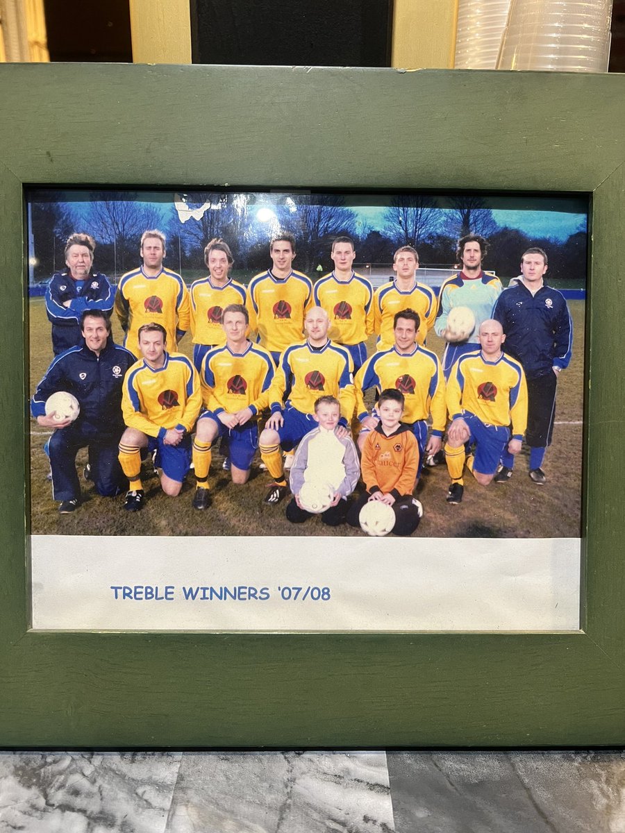 KLFCofficial's tweet photo. Found this, lots of recognisable faces.
How many can you name?
#loftclearout https://t.co/ET4dLAwqCv