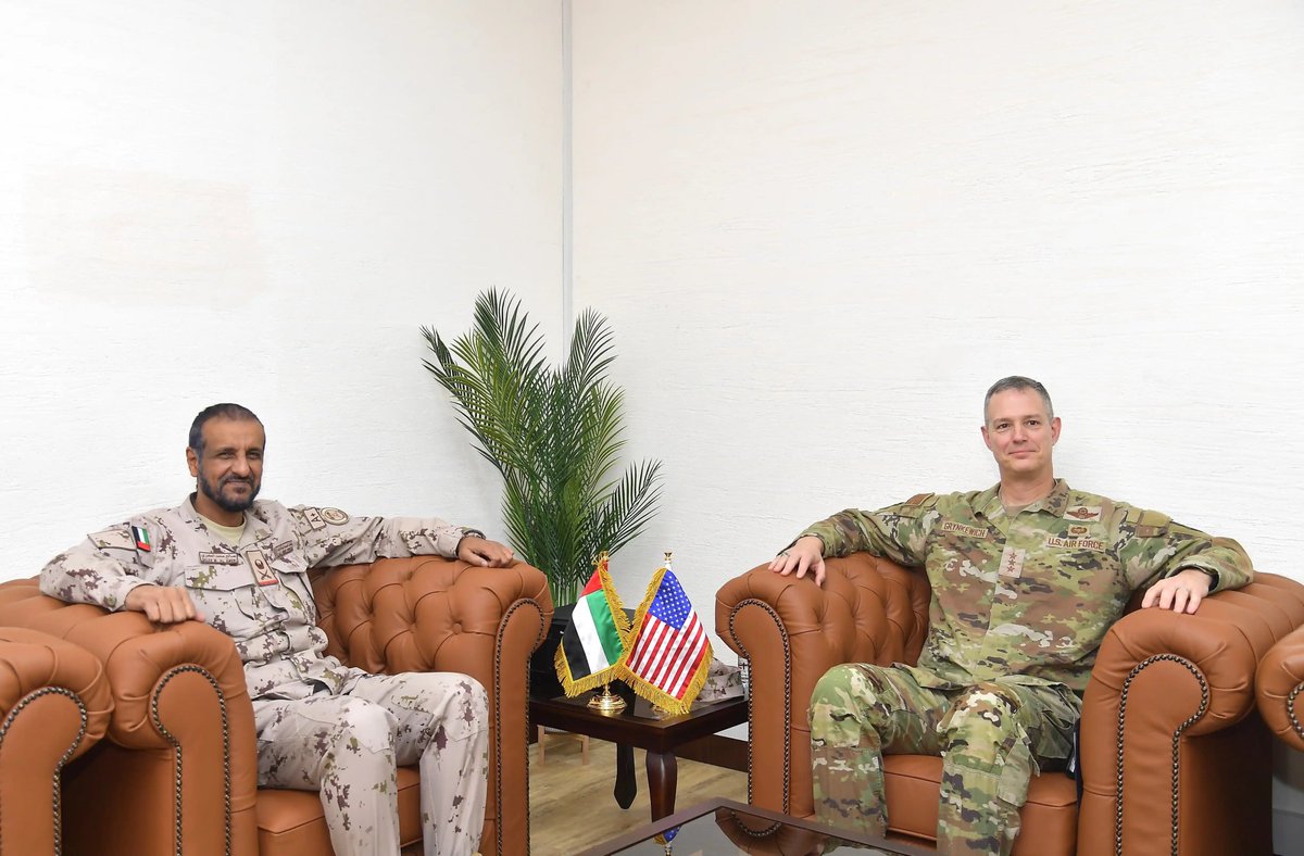 USAFCENT's tweet image. Lt. Gen. Alexus Grynkewich, USAFCENT commander, met with Maj. Gen. Saleh Mohammed bin Mejren Al Ameri, Commander of Joint Operations at the UAE Ministry of Defence.
#PartnerforStrength
@CENTCOM 
@usairforce 
@DeptofDefense