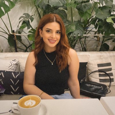 BusraDikce's tweet photo. #YeniProfilResmi https://t.co/P2CEeBTueV