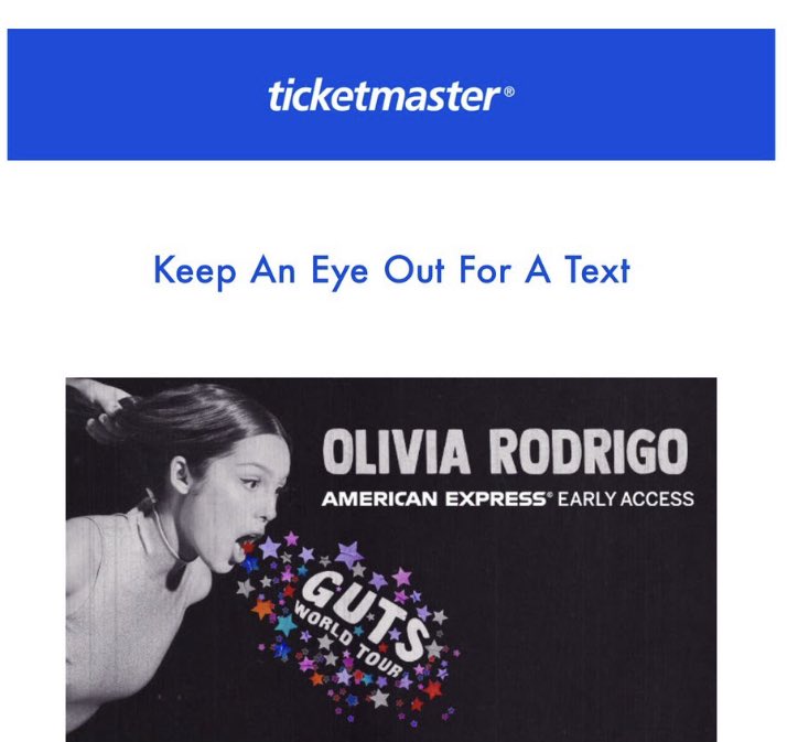 tia ★ is so in love tweet media