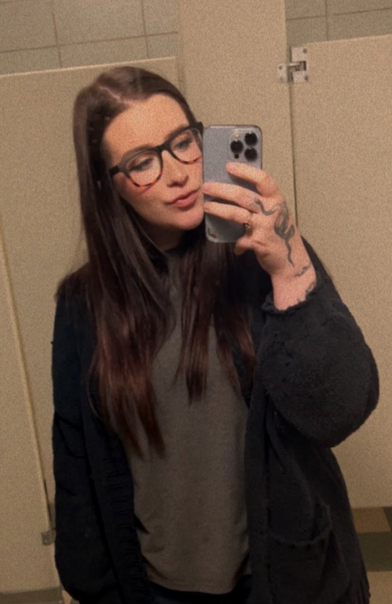 InkedConverse's tweet image. finally feelin like myself again 💜