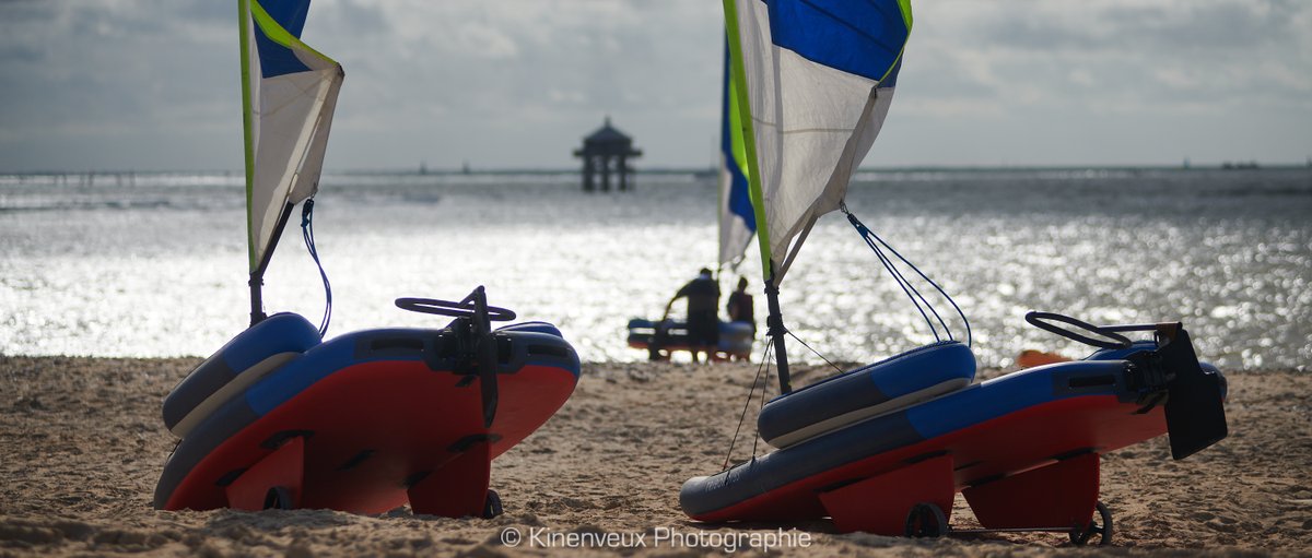 kinenveux's tweet photo. Le @GrandPavois , toujours un réel plaisir d'arpenter les pontons, que se soit pour exercer son oeil photographique ou pour retrouver les amis voileux  ⛵️.  Regard en format CinémaScope sur cette première journée du salon https://t.co/8uMQbsO75L