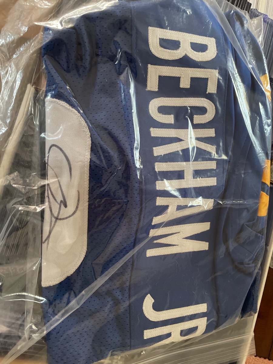DEVON_ADAMO's tweet photo. @cardboardbst SELLING BECKETT CERTIFIED OBJ (RAMS) &amp; AMARI COOPER (BROWNS) AUTO JERSEYS $200 TOTAL https://t.co/dIfoV8K4FA