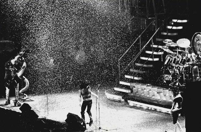 KISSWorldLV's tweet photo. #MusicTrivia What is the name of the first album after Kiss appeared unmasked?🤔🎵

#KISS #Trivia #KissTrivia #MusicBuff #Quiz https://t.co/DvuydHRU5B