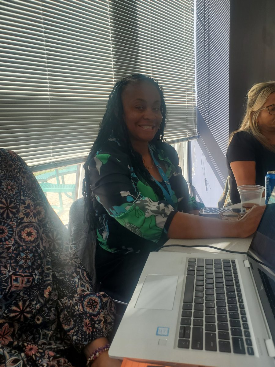 AWashington_RP's tweet photo. This powerhouse women is leading the charge. Love our Specialist. Doing great root cause work for our scholars.
#180DayOfJoy 
@DeepCreekMSOne 
@BCPS_OSC 
@LajuanAlston 
We are One at the Creek https://t.co/o7vJNWV82Q