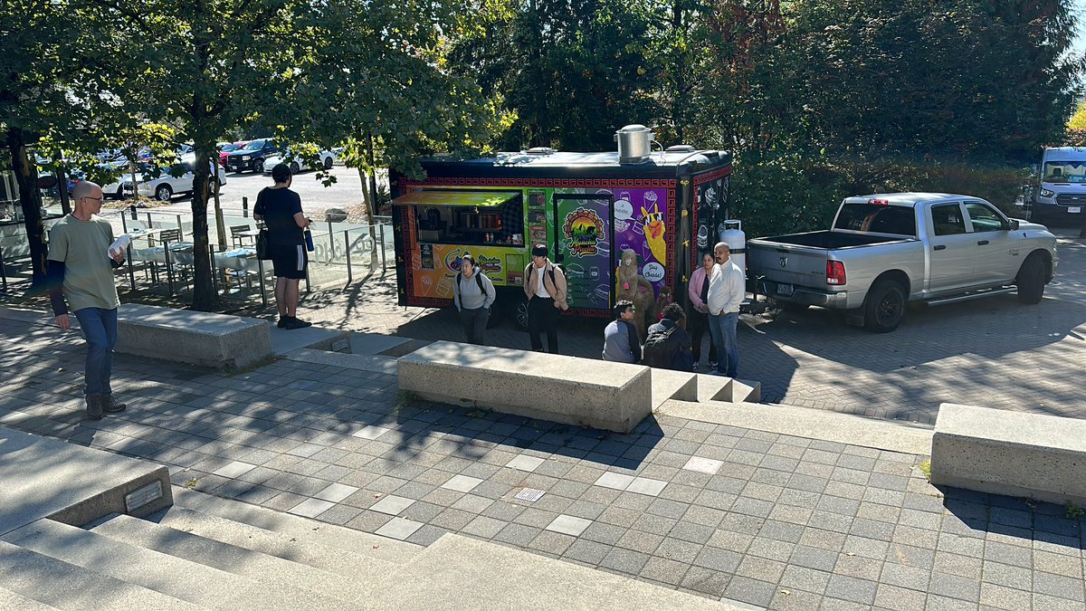 Allison L. tweet media