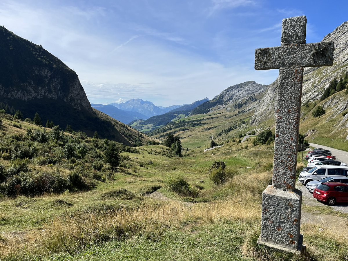 Training, Les Gets (Le Départment Haute Savoie), France:

Col de la Combrière:

facebook.com/702721255/post…