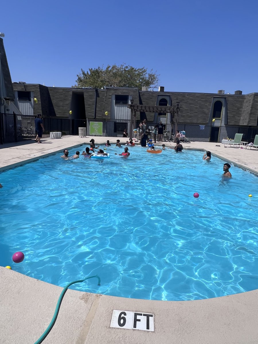 #TenantAppreciationDay at The Junction, your future home in Dallas Arlington! 🎉 

At The Junction, we're all about creating a vibrant, supportive community for YOU. It's more than just a place to live; it's where you belong. 💙 

Ready to meet your #YourNewHome?