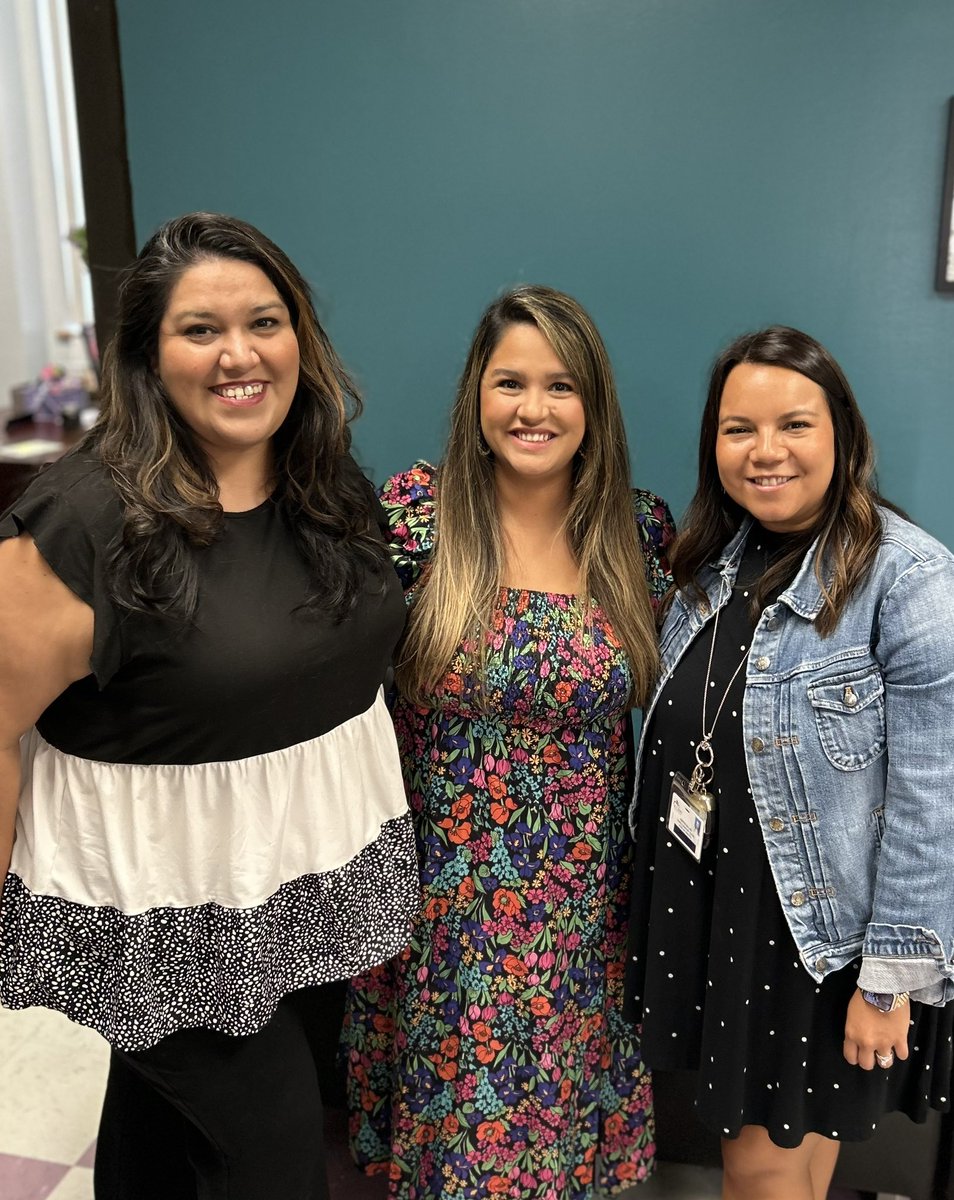 Today my mentees Mrs. Walling &amp; Mrs. Kotch visited my campus, <a href="/MetroElem/">MetroESchoolofDesign</a>. We got to catch up on all things AP and do some calibration walks. These ladies are going to do big things in <a href="/CCISD/">CCISD</a>! #CCISDstrongertogether