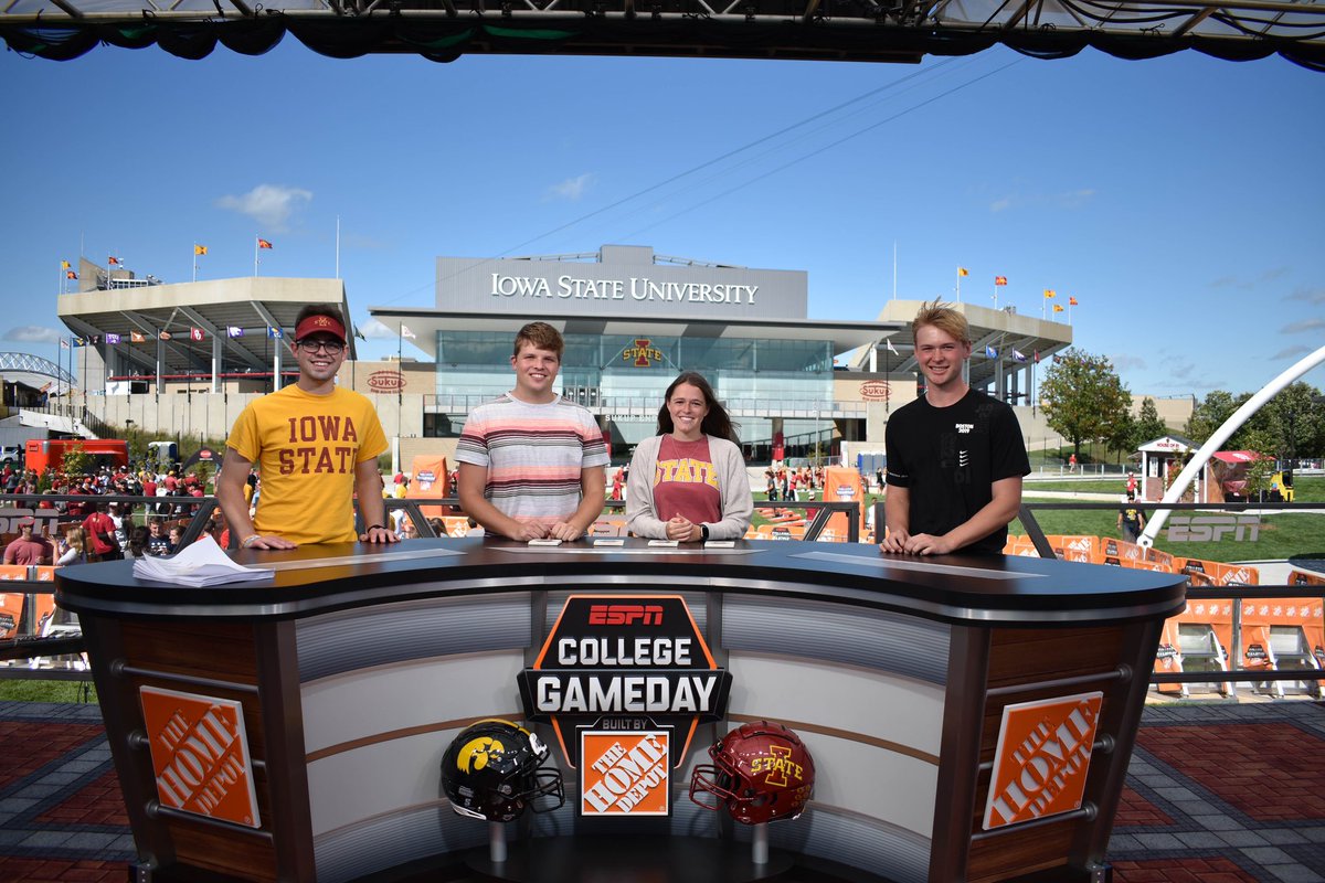 Advrt497K's tweet photo. One of the most rewarding parts of teaching is seeing students reach their career goals. Four years ago @B_Meist was an @Advrt497K student who got to tour the @CollegeGameDay set. Yesterday he returned to speak to this semester’s students about his path to working in @CycloneATH. https://t.co/3rrn2j1c96