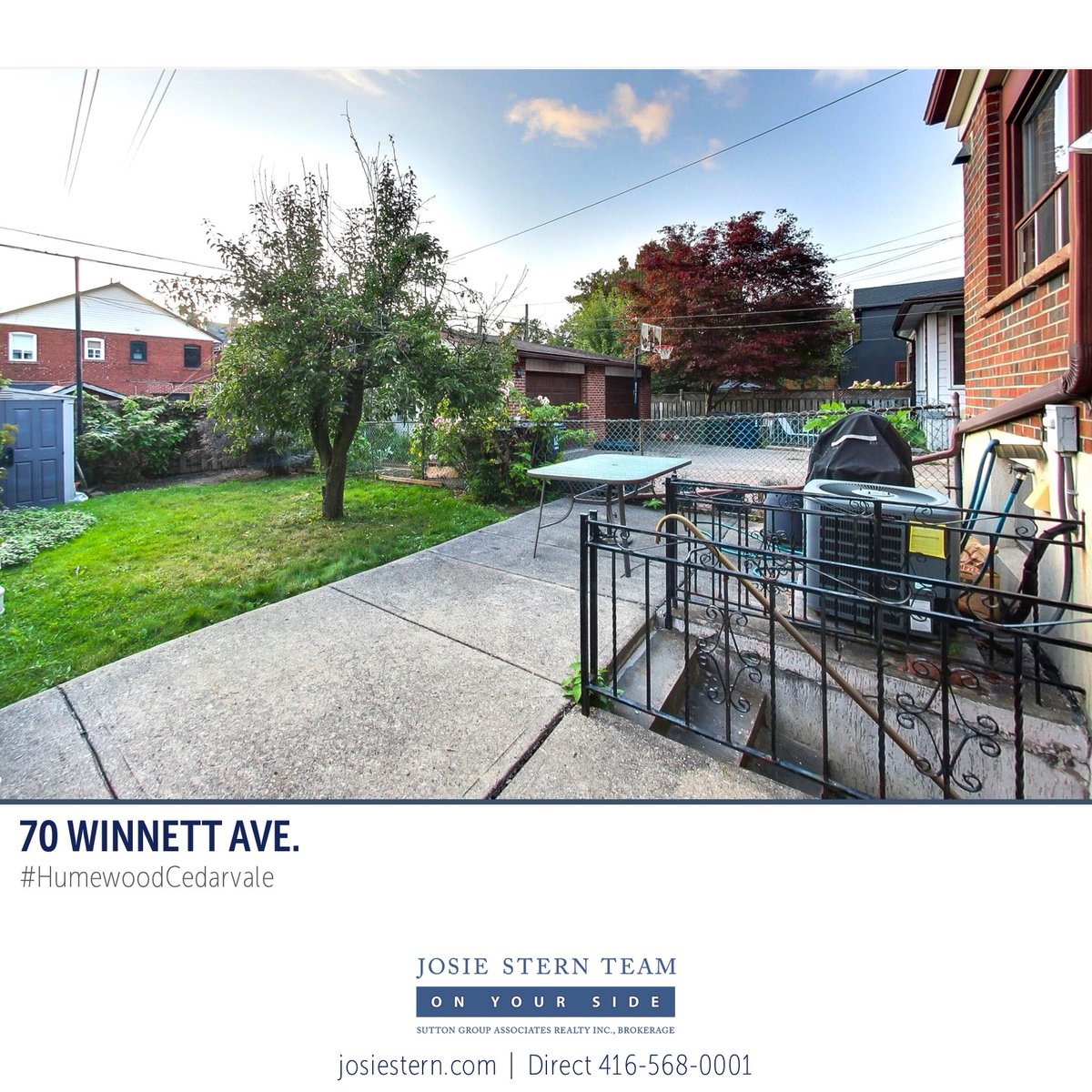 #JustListedByTheJosieSternTeam
Perfect starter home! 3-BR gem, nestled on quiet, dead-end street. Fantastic opp' to step into home ownership in Humewood CS district.  Basement is perfect for family time - or to create a rental income.
bit.ly/70Winnett 
#HumewoodCedarvale