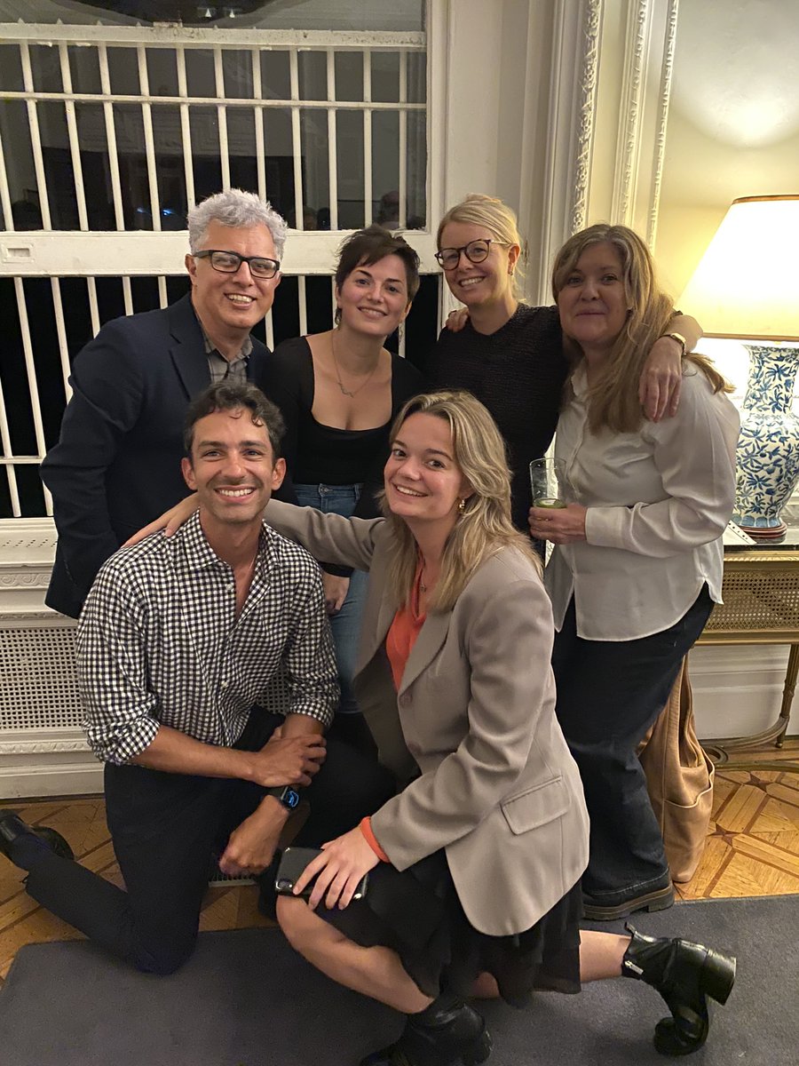 wearelotuscomms's tweet photo. This evening, we've joined @latauk 
at the Embassy of #Peru in London for a demonstration of Pisco making by renowned mixologist Giancarlo Nazario. We tried a few varieties of the delicious cocktails with Latin American enthusiasts! @Promperu https://t.co/pDBj6tyL21