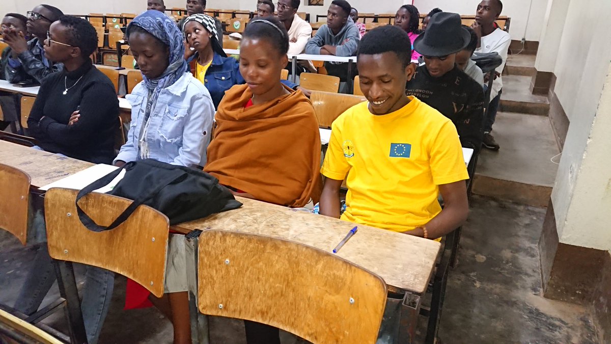 SCACI_UR_Huye1's tweet photo. Uyu munsi kuwa 20 nzeri 2023 club @SCACI_UR_Huye1 twakoze Inama yo kwakira Abanyamuryango bashya baje mumwaka wambere.
@RwandaOmbudsman @NirereMadeleine @URSU-HUYE https://t.co/lzY4a6W7NA