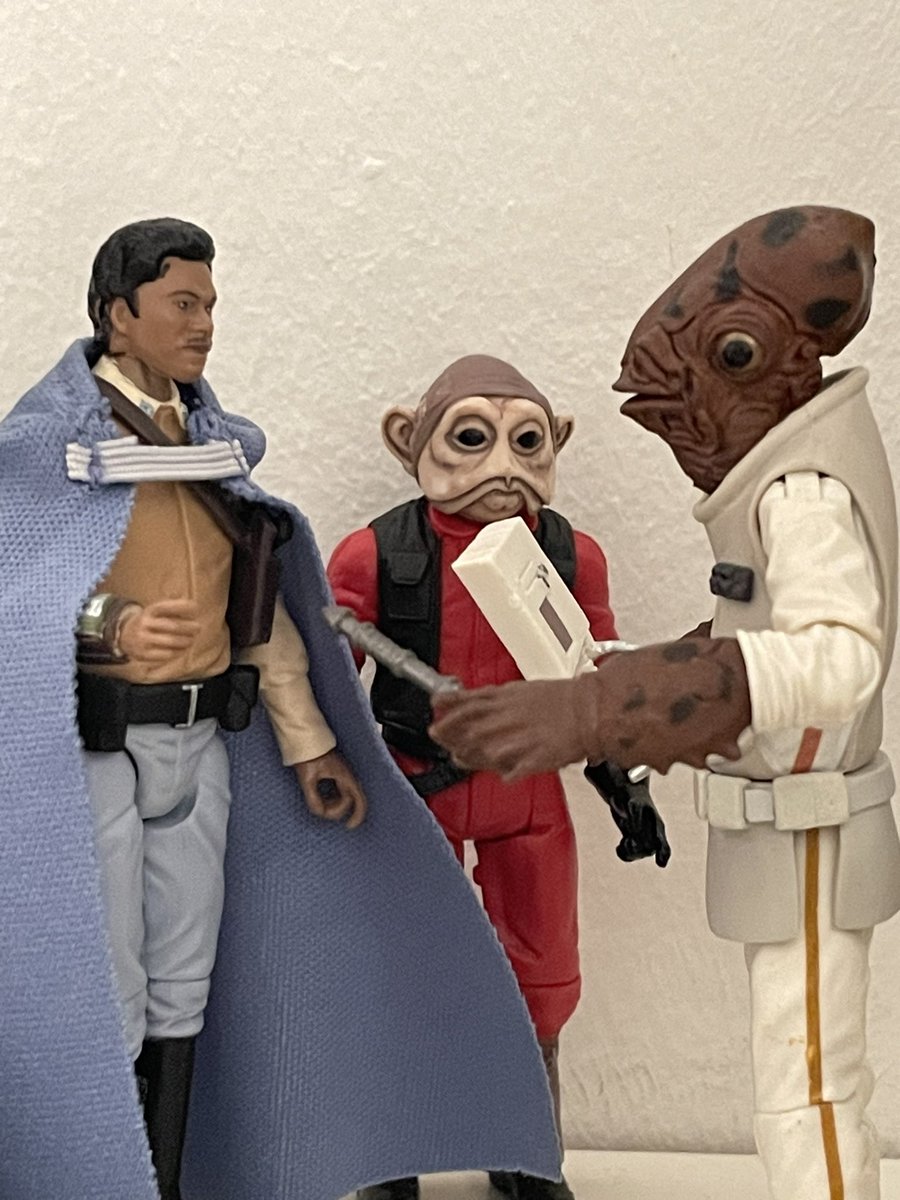 LliterasJose's tweet photo. Final preparations for the attack on the Death Star! #StarWars #TheVintageCollection #TVC #Kenner #Hasbro #ReturnoftheJedi40 https://t.co/ExgGxMijeQ