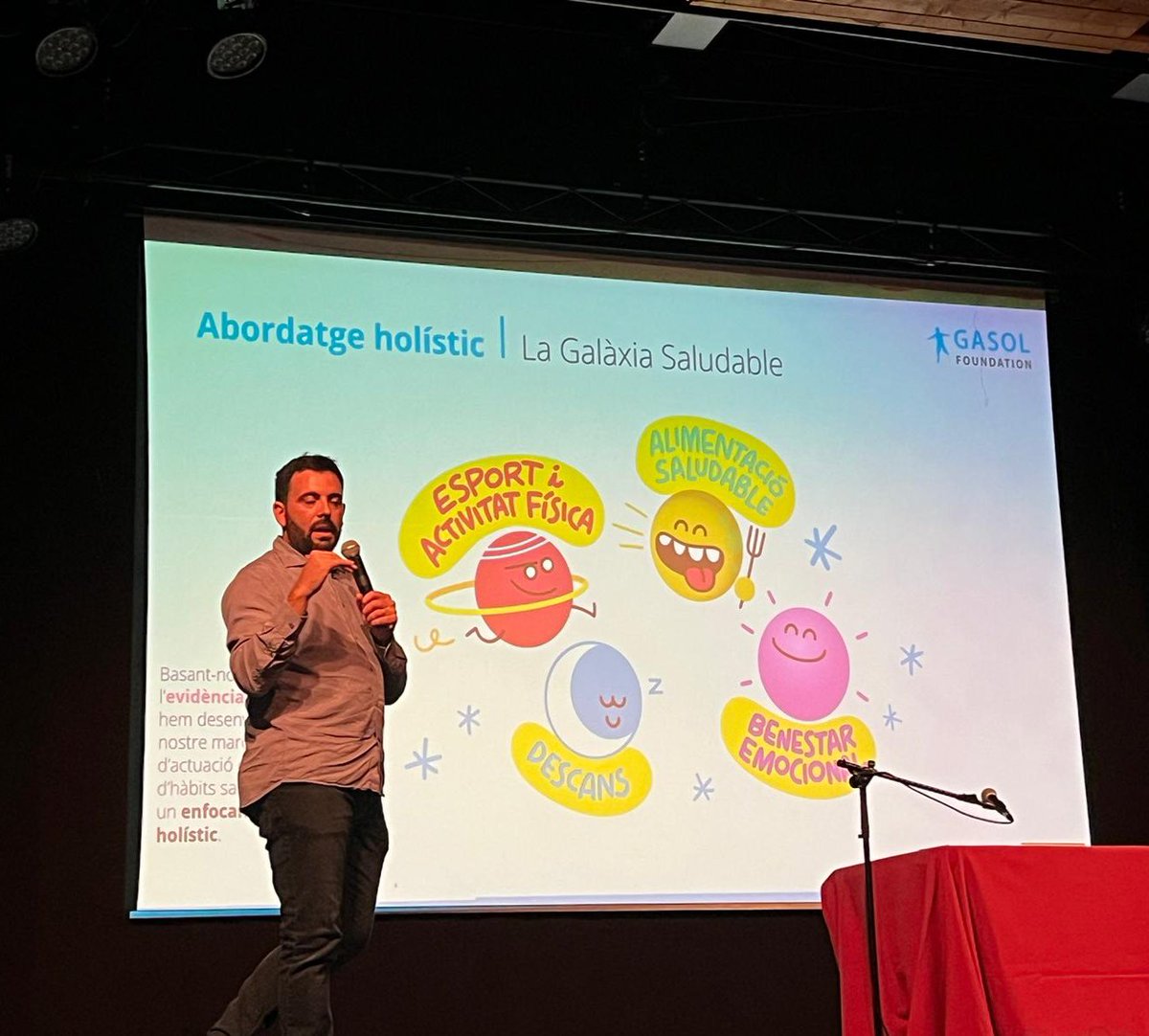 CEM1931's tweet photo. | ESCOLA | 

Avui, l’equip directiu del Centre d’Estudis Mollet ha assistit a la xerrada d’inici de curs: “Projectes innovadors d’hàbits saludables”.

@ajmollet  @GasolFoundation https://t.co/iDhCcX1R90