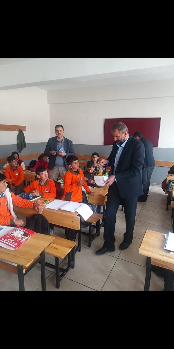 DestekKars's tweet photo. Kars EDEP olarak bugün
1-Selahaddin Eyyubi Proje İmam hatip lisesi
2-Haci Sait İlbeyi İmam hatip ortaokulu
3-Şehit Okan Koç İmam hatip ortaokulu
4-Susuz Gülizaroğlu Abdullah İmam hatip lisesi
5-Susuz İmam hatip ortaokullarını ziyaret ettik.
@ziyapolat73
@Ademcalkin
@ZEYNELONAL https://t.co/GvKiOfhjR7