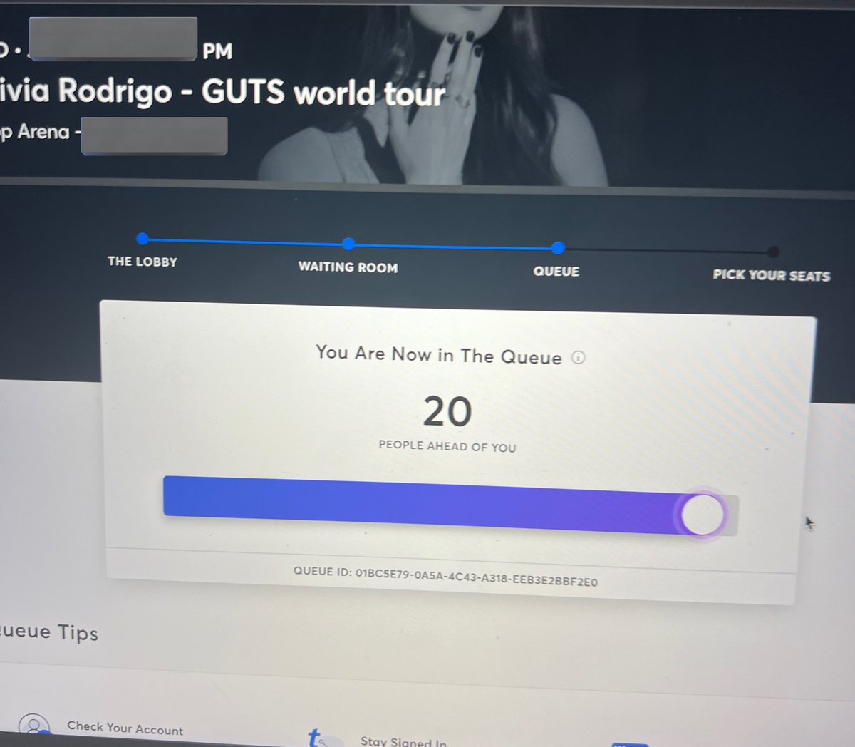 jadedkayla's tweet photo. for those who like to manifest and believe in “retweeting for good luck” here you go ♥️😭 #GUTSworldtour https://t.co/80Tkm2zyAY
