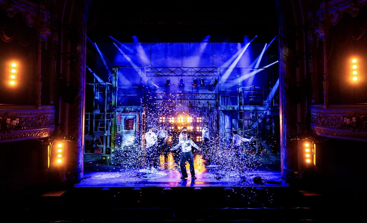 💥 And the @FullMontyPlay tour has officially kicked off 💥

📸 @stevegregson_ 
Direction @gynge 
Set & Costume @jasmineswan01 
Lighting @AndrewExeter 
Sound @chriswhybrow 
Choreography & Intimacy @ianwestchoreo 
Casting @marcfrankum