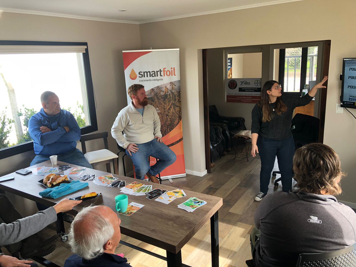 Martinpacheco13's tweet photo. Mañana de capacitación  junto a Heer Agropecuaria   #nuticiondecultivos #híbridoscontecnologia @IngFlorBarberis  @ALZ_Agro https://t.co/JOi0yKduCc