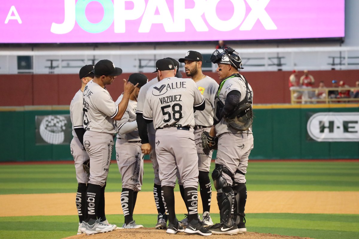 ES MOMENTO DE TEAM BACK... 🤜🤛