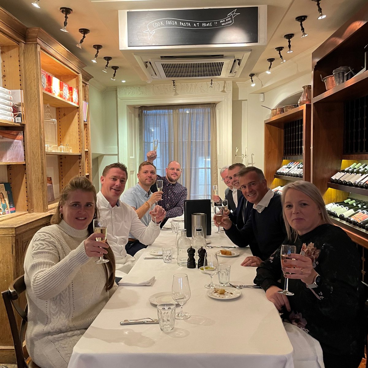 So good to spend time today celebrating the graduation of #Newsquest's latest stars from our 15 month DIPLOMAiQ digital marketing programme run for us by Ascento. All with distinctions. Bravo! #Growinglocalmedia