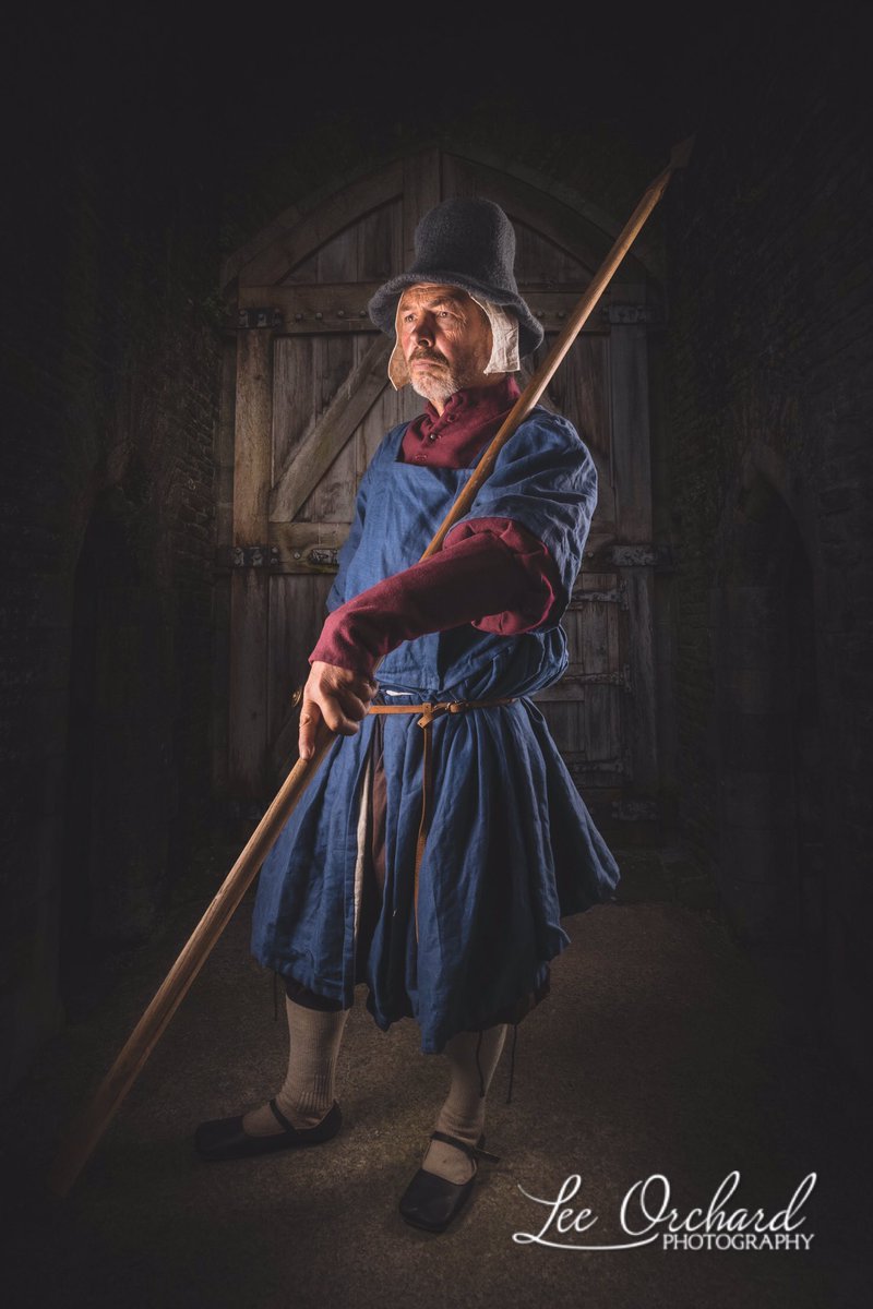 LeoPhotography's tweet image. I offer a wide range of photography services, from tutoring to photography &amp;amp; creative portraits. I’ve recently been offering portraits for reenactors #devonhour #exeterhour LeoPhotography.com/services