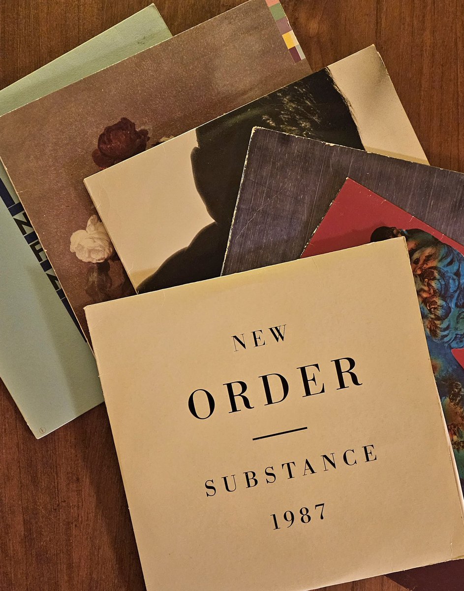 PawelALange's tweet photo. @neworder Warming up ... https://t.co/k6ANTPene7