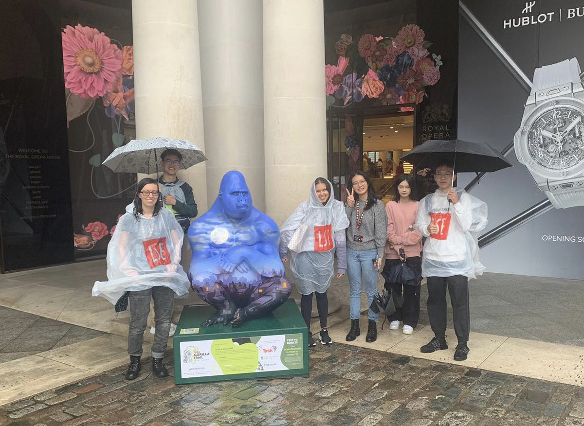 LSE Psychological & Behavioural Science (@lse_pbs) on Twitter photo 🌍From the world to the lab and back again🔬
Our 1st year #undergraduate #students braved the rain for a walking tour of the local area before visiting the LSE Behavioural Lab for Teaching and Research <a href="/LSE_BL/">LSE Behavioural Lab for Teaching and Research</a>
#PartofLSE #Psychology #BehaviouralScience 🌍From the world to the lab and back again🔬
Our 1st year #undergraduate #students braved the rain for a walking tour of the local area before visiting the LSE Behavioural Lab for Teaching and Research <a href="/LSE_BL/">LSE Behavioural Lab for Teaching and Research</a>
#PartofLSE #Psychology #BehaviouralScience