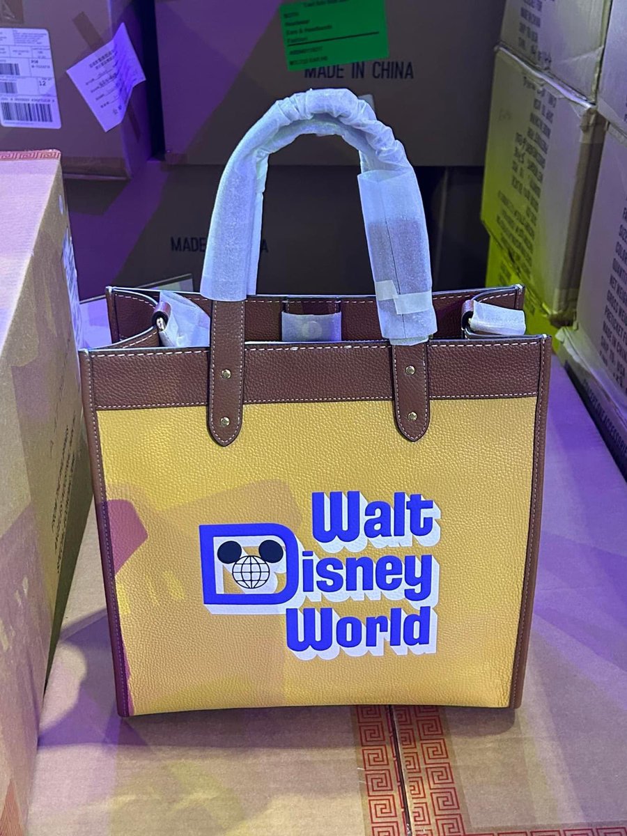 ShopMouseToGo's tweet image. Sale Part 1: Dooneys &amp;amp; Designer

Prices include all fees except shipping

Moana Backpack - $142
Snow White Crossbody - $114
Snow White Satchel - $154
DCL Wish Tote - $174
DCL Crossbody - $132
Rabbit Satchel - $154
Princess Satchel - $142
Princess Tote - $154

#Disney