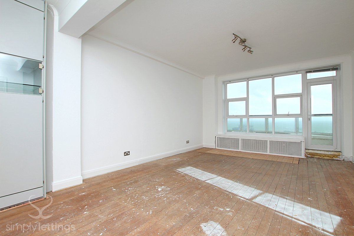 simplylett's tweet photo. #ToLet A 2 bed balcony #Flat in #KempTown #Brighton - £1,600PCM! VIDEO TOUR: https://t.co/M3jO1tnYJv PROPERTY DETAILS: https://t.co/49XJgJxSx6 Call 01273 729 000 to view! #Lettings #Property #SimplyLettings https://t.co/DoImPUTjLz