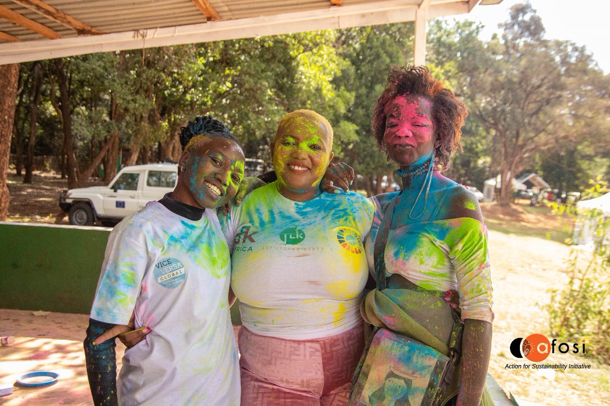EstherKiilu3's tweet photo. Alongside the community SGDs festival held today at Rowallan Scouts Camps @afosike held a colour fest event brushing up on the sexual reproductive health rights for the right holders.
#SRHR4PWDs 
#welead 
#Coloringthefuture
#SDGsinAction 
@afosike 
@WeLeadKe 
@hivosroea https://t.co/y51wf6h5fq